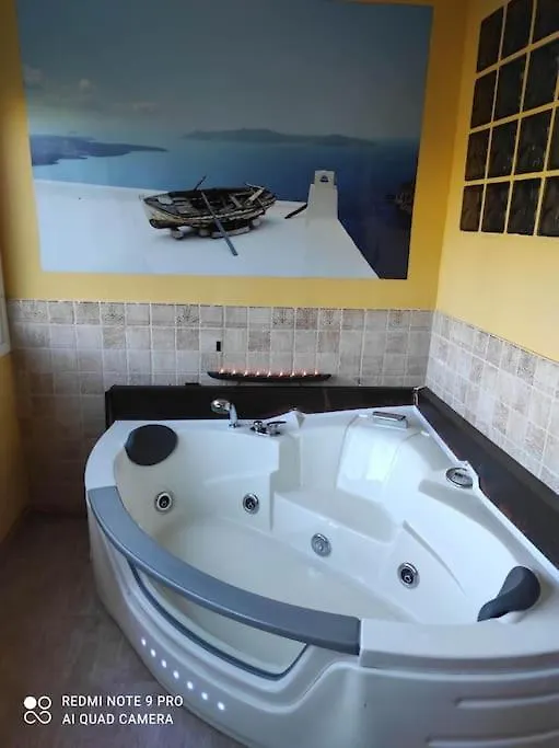 Coqueto Alojamiento Con Banera De Hidromasaje Apartamento Tarragona