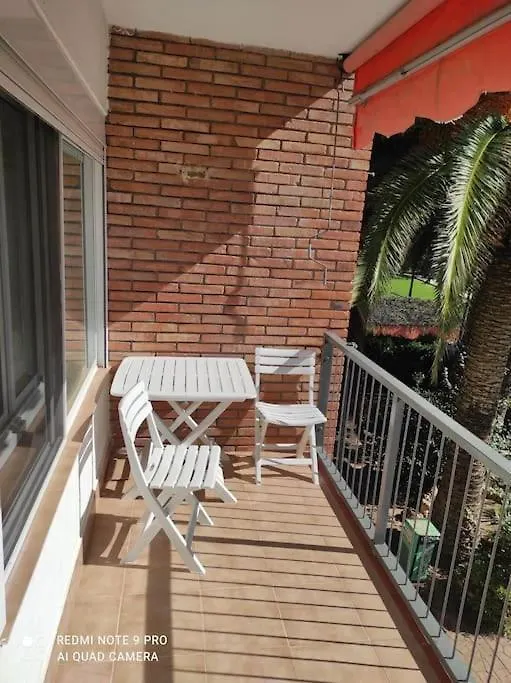 Coqueto Alojamiento Con Banera De Hidromasaje Apartamento Tarragona 0*,